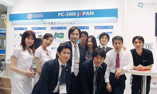 全スタッフ記念撮影